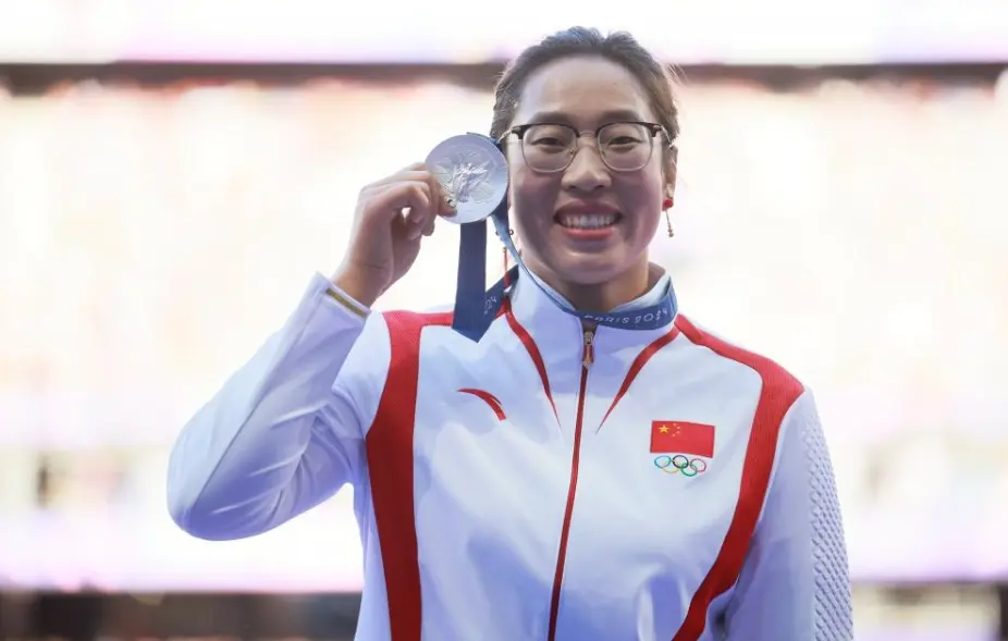 國家隊選手馮彬在巴黎奧運奪得女子鐵餅銀牌 (圖片來源:國家體育總局)