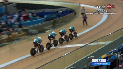 男子場地自行車團體追逐賽　港隊之間合作無間