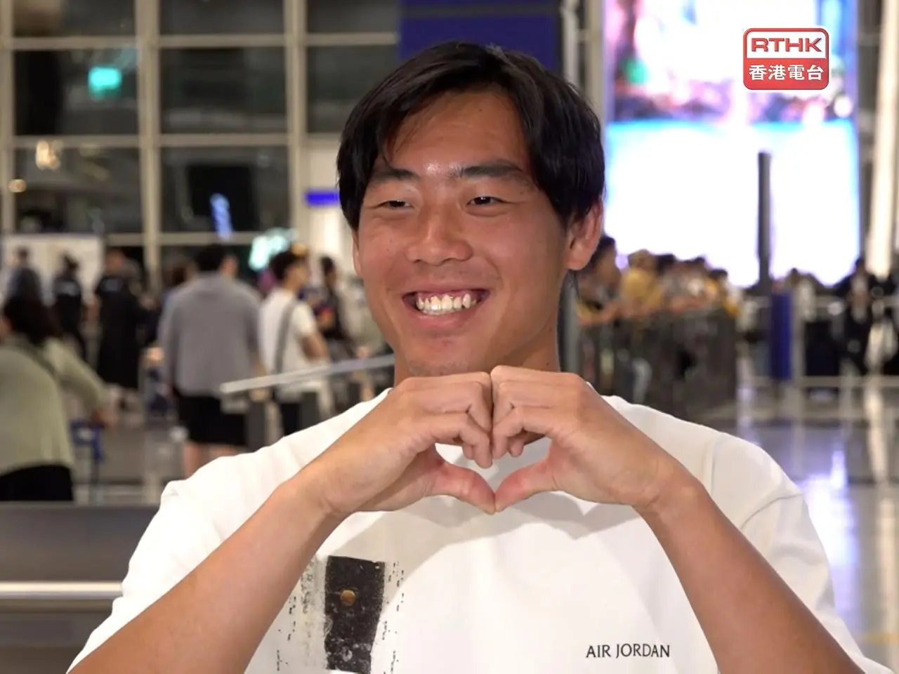 黃澤林多次在賽後感謝香港人支持,並指希望以成績改變一些人輕視本港運動員的態度。